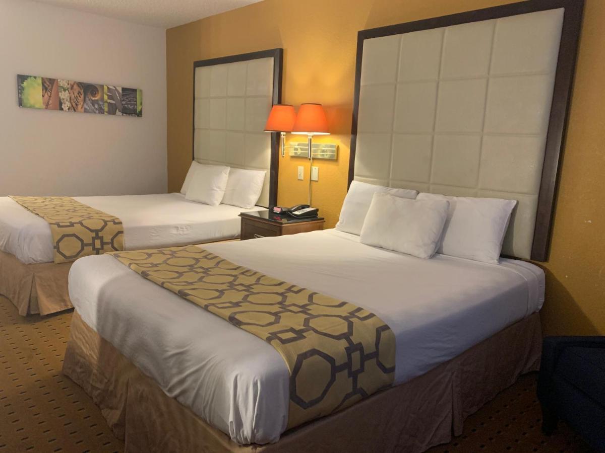 הובס Brentwood Inn & Suites מראה חיצוני תמונה