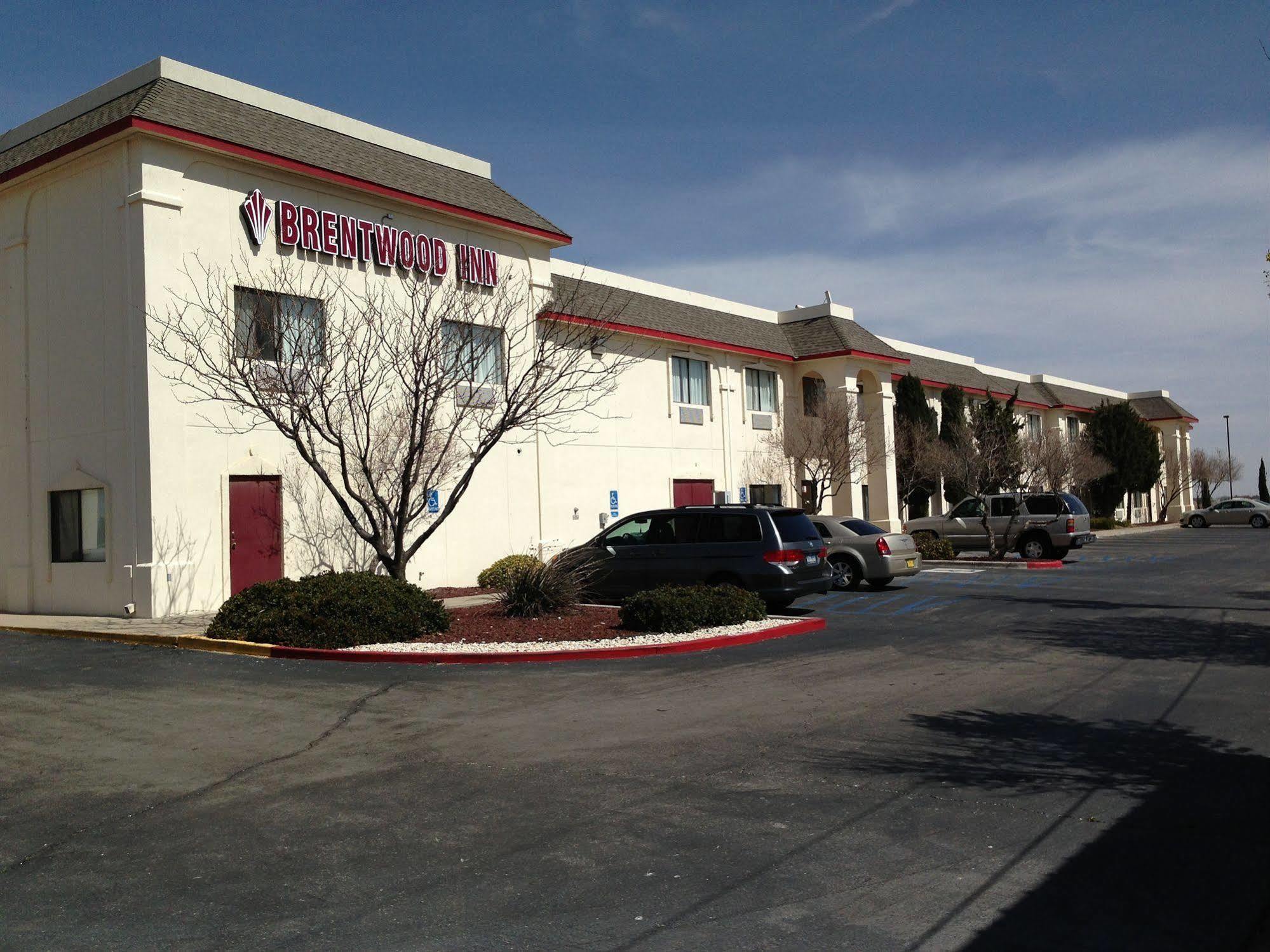 הובס Brentwood Inn & Suites מראה חיצוני תמונה